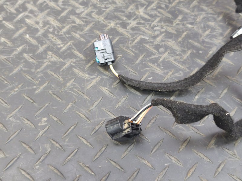 Проводка двери