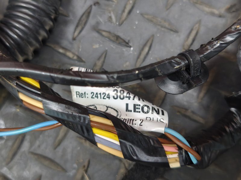 Проводка двери