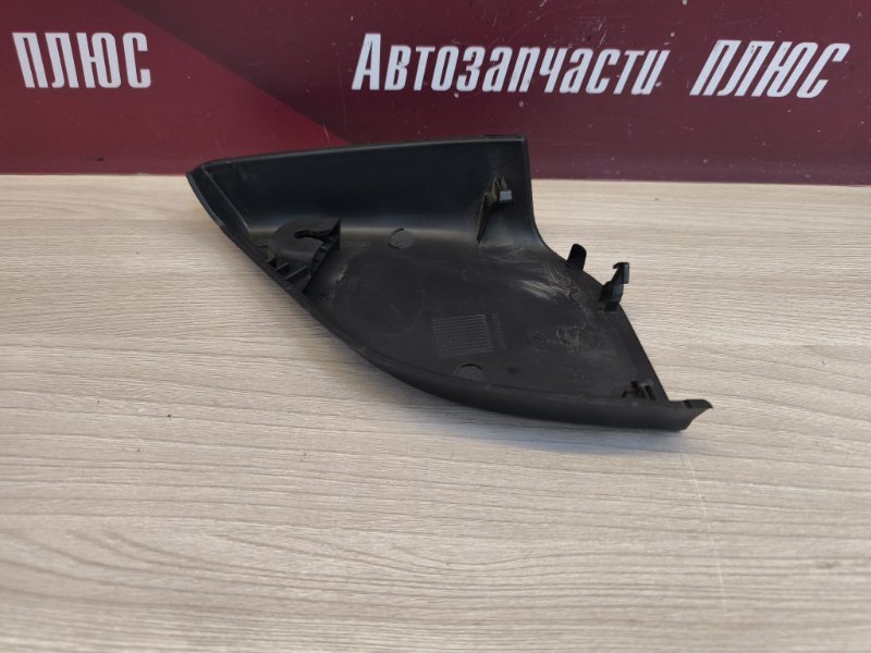 Уголок зеркала