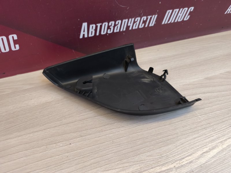 Уголок зеркала