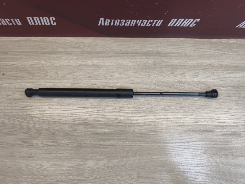 Амортизатор багажника
