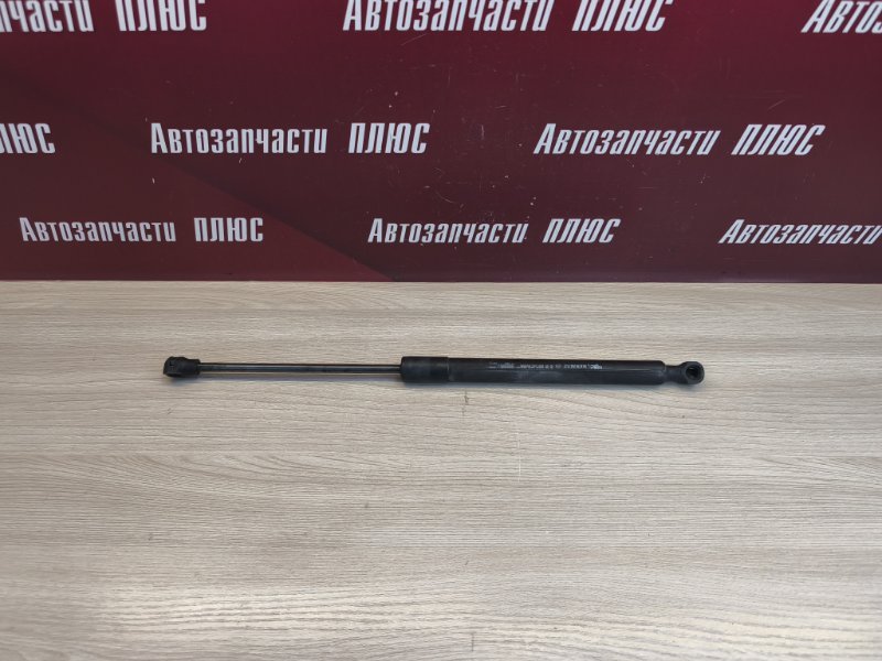 Амортизатор багажника