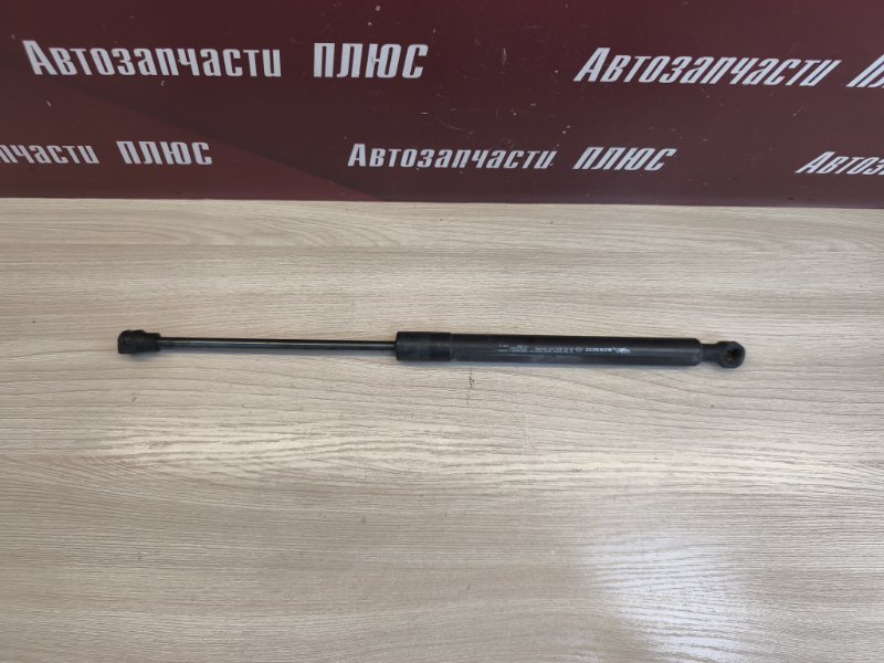 Амортизатор багажника