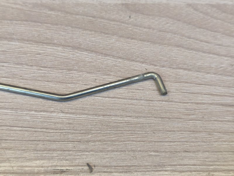 Тяга замка двери