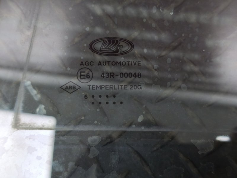 Стекло двери