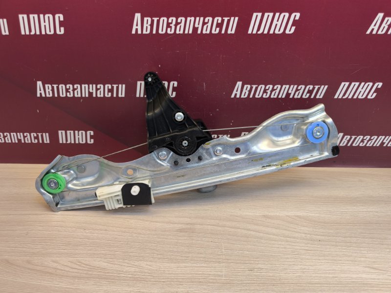 Стеклоподъемник    двери