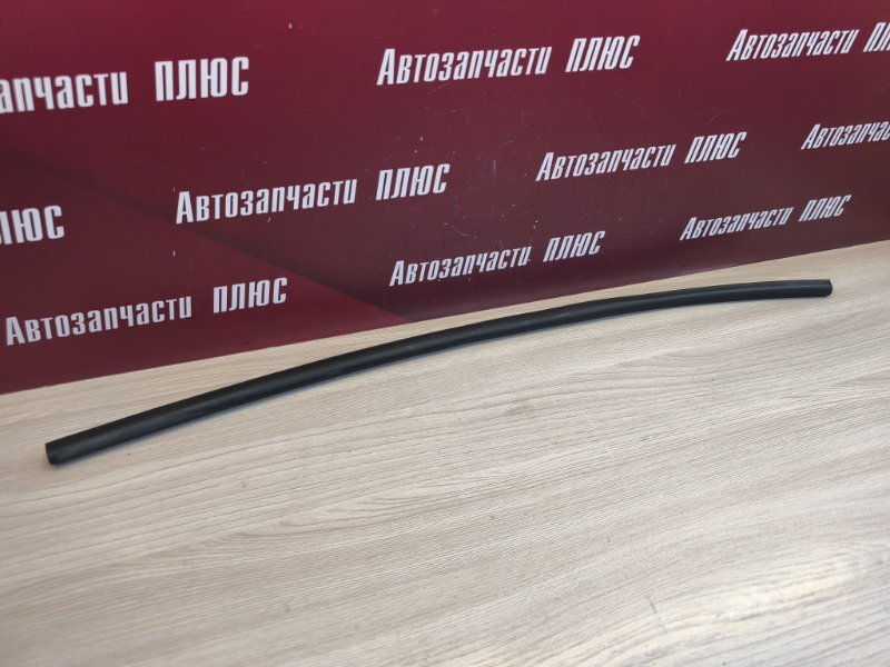 Уплотнительная резинка боковой двери