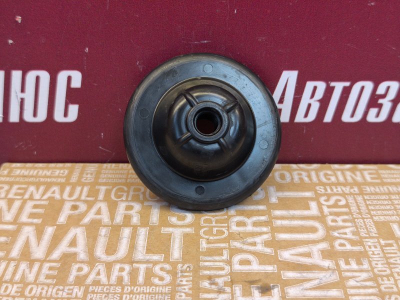 Крепление запасного колеса