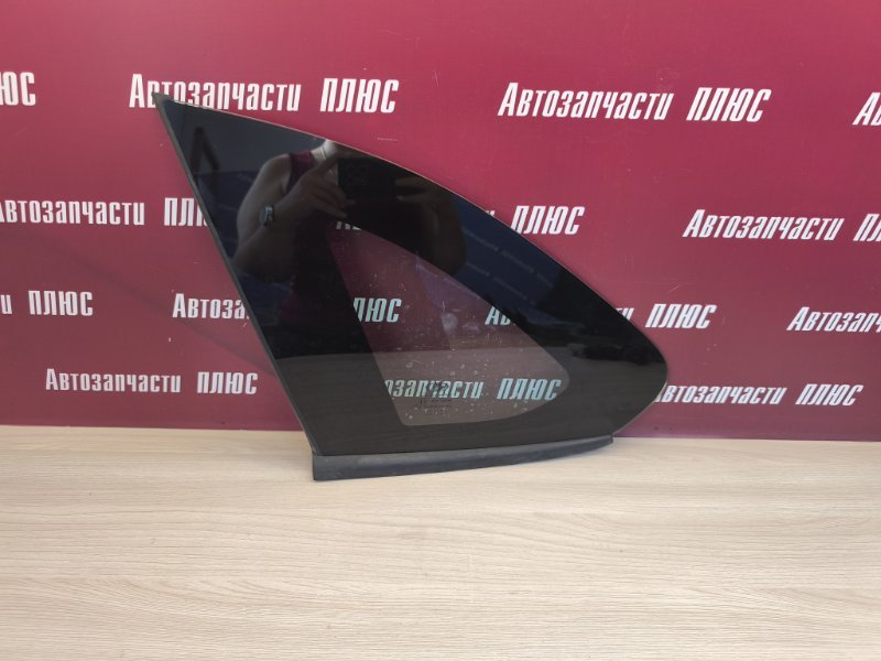 Форточка кузова