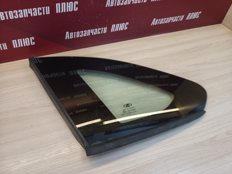 Форточка кузова