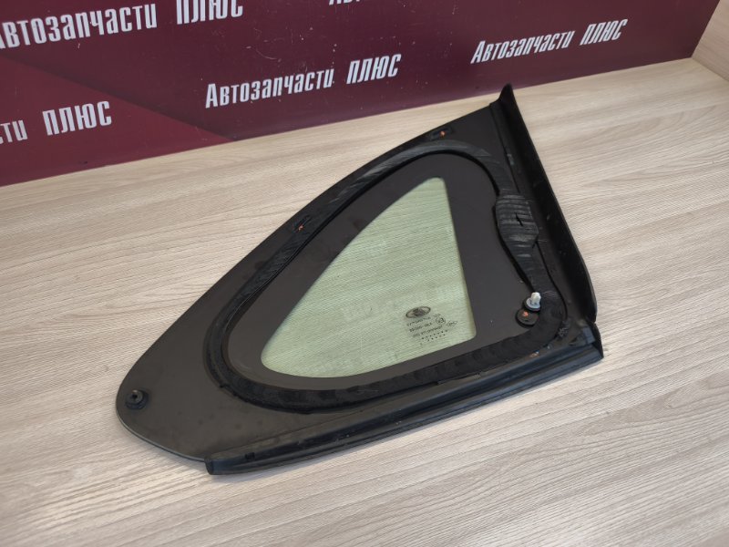 Форточка кузова