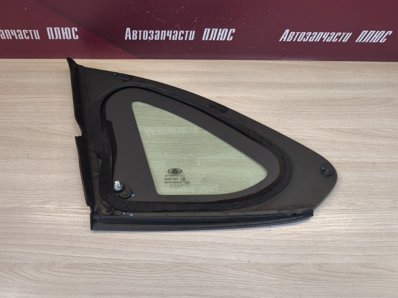 Форточка кузова