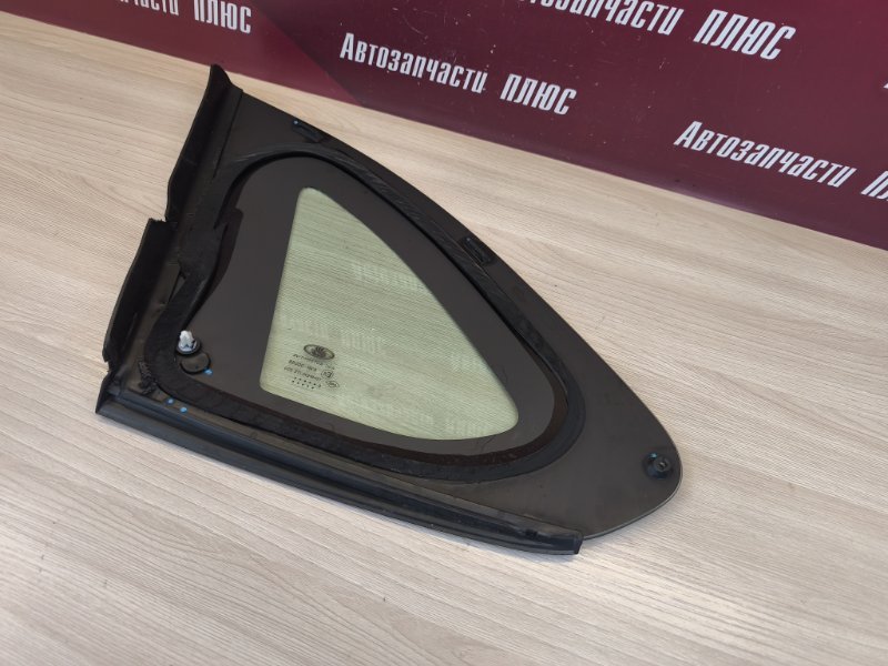 Форточка кузова