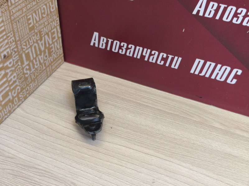 Кронштейн втулки стабилизатора