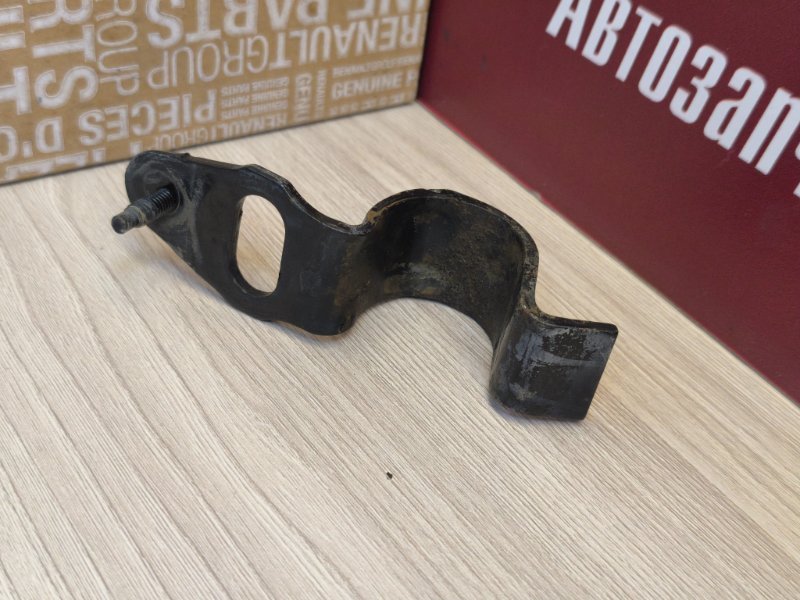 Кронштейн втулки стабилизатора