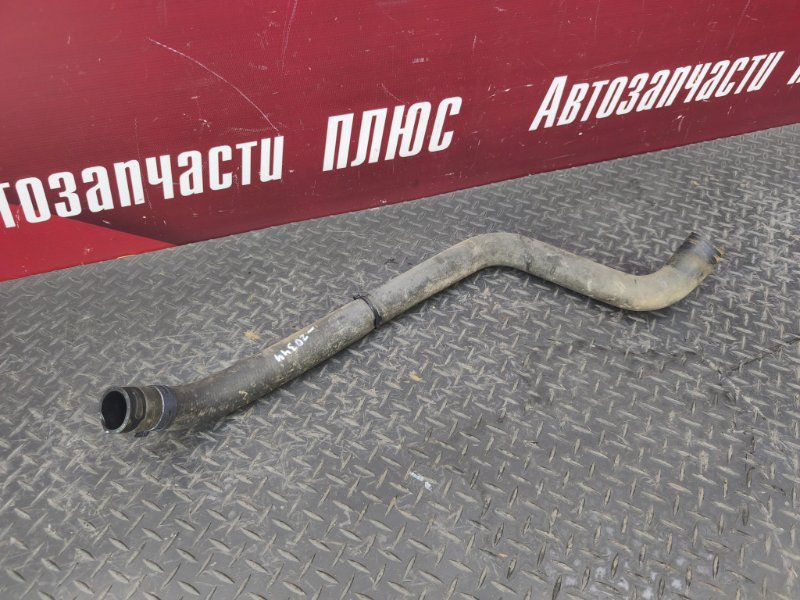 Патрубок радиатора нижний