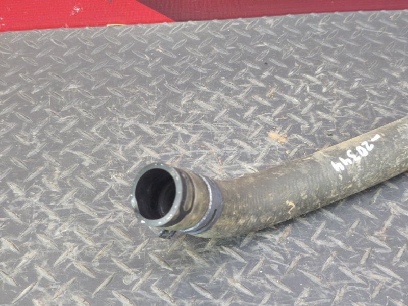 Патрубок радиатора нижний