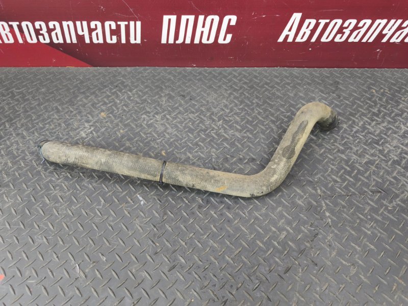 Патрубок радиатора нижний