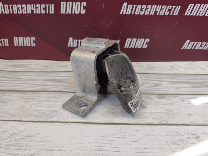 Опора двигателя