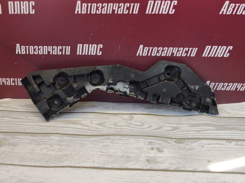 Кронштейн бампера