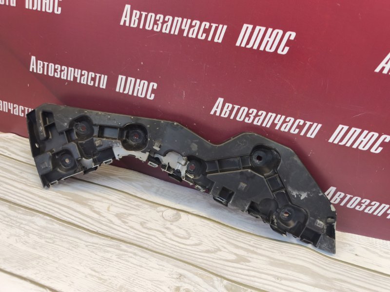 Кронштейн бампера