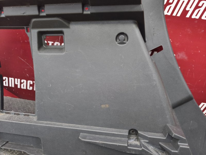 Обшивка багажника