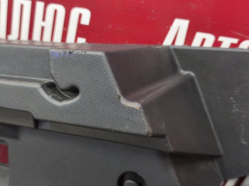 Обшивка багажника