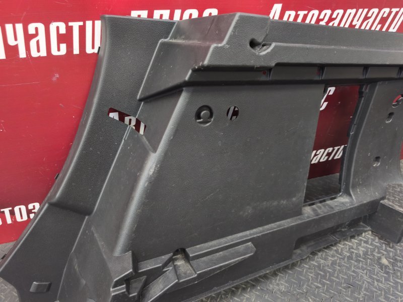 Обшивка багажника