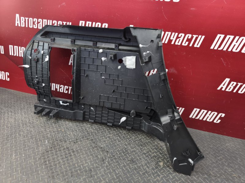 Обшивка багажника