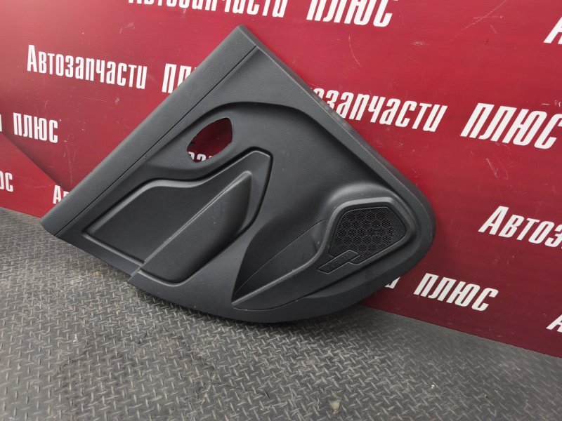 Обшивка боковой двери