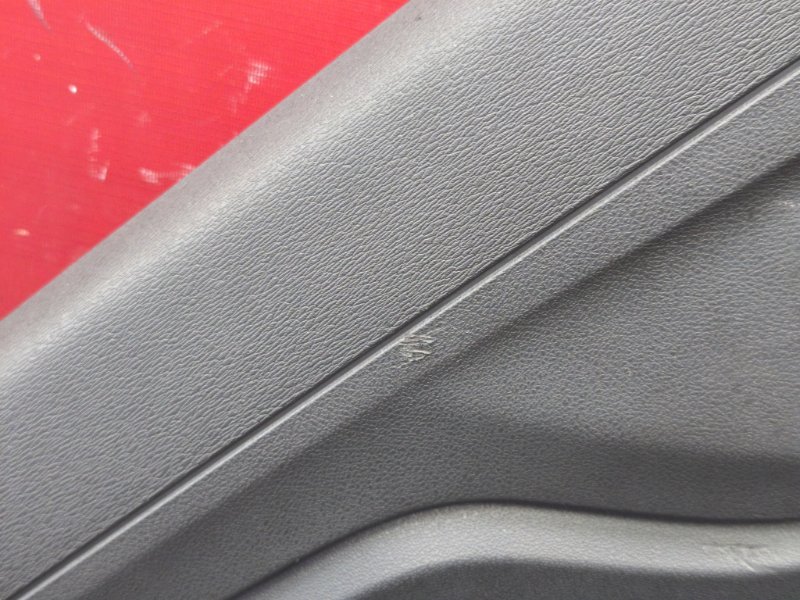 Обшивка боковой двери