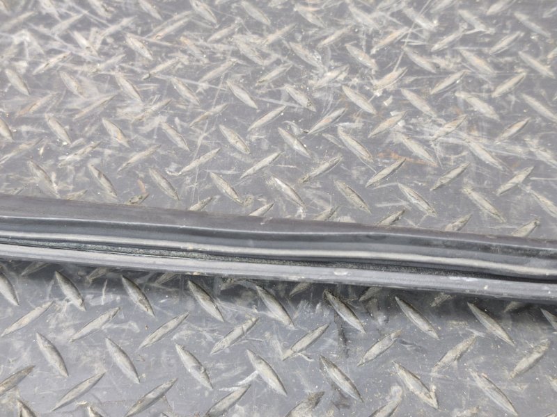 Уплотнитель жабо