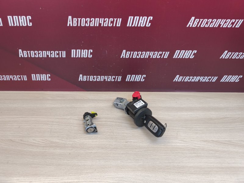 Комплект ключей