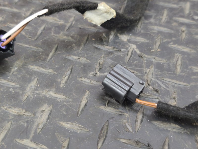 Проводка двери