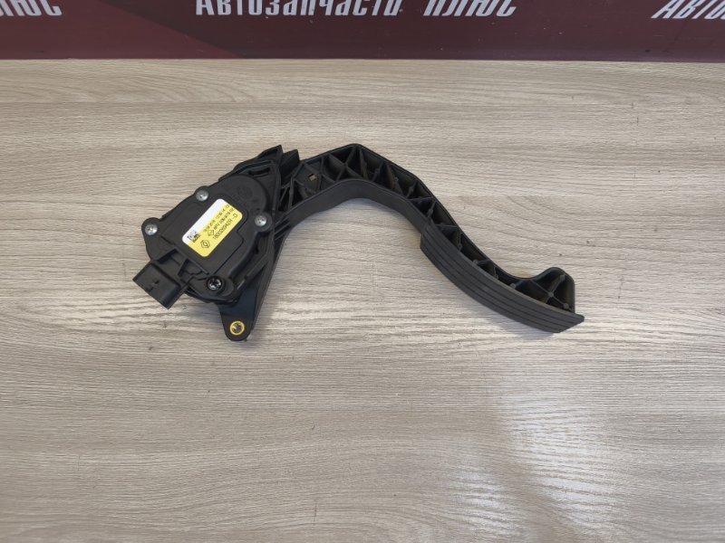 Педаль газа