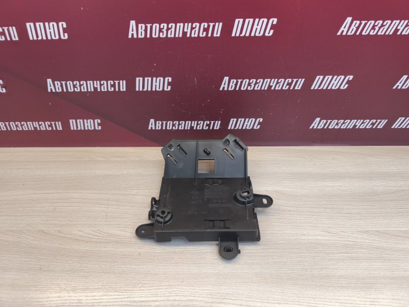 Кронштейн блока комфорта