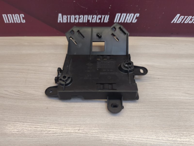 Кронштейн блока комфорта