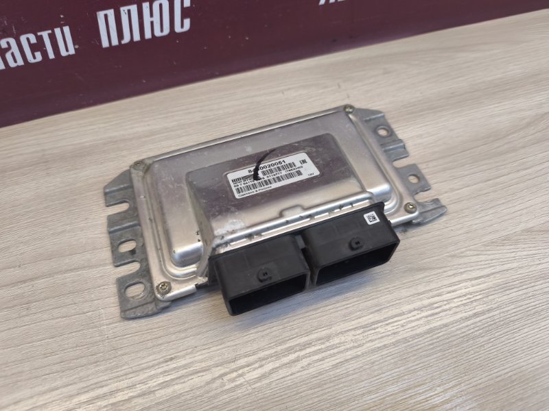 Блок управления двигателем