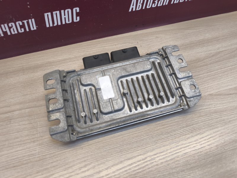 Блок управления двигателем