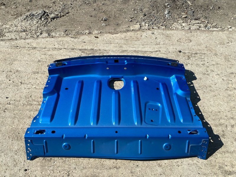 Задняя полка