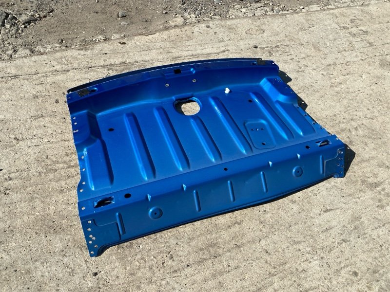 Задняя полка