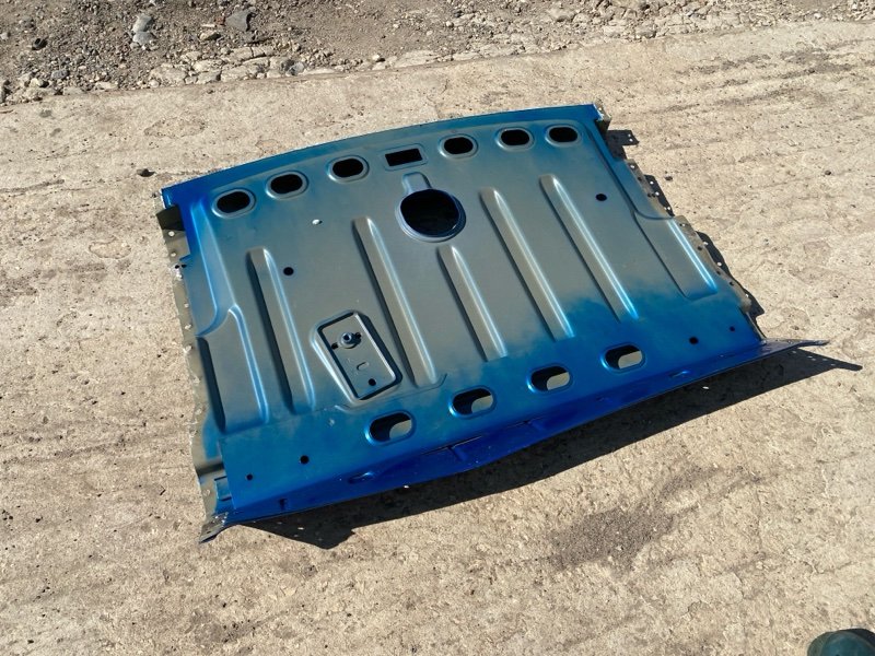 Задняя полка