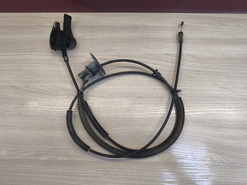 Трос замка капота