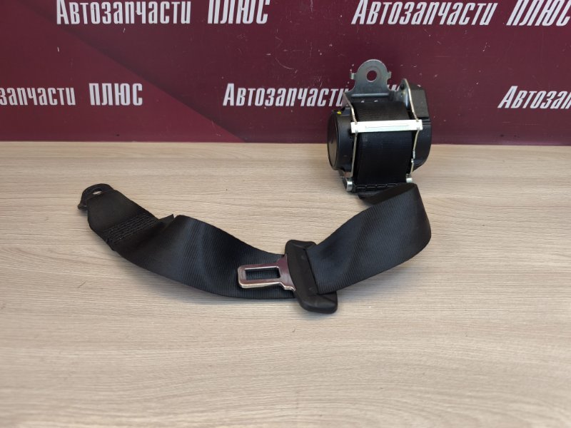 Ремень безопасности