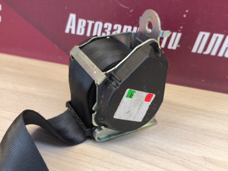 Ремень безопасности