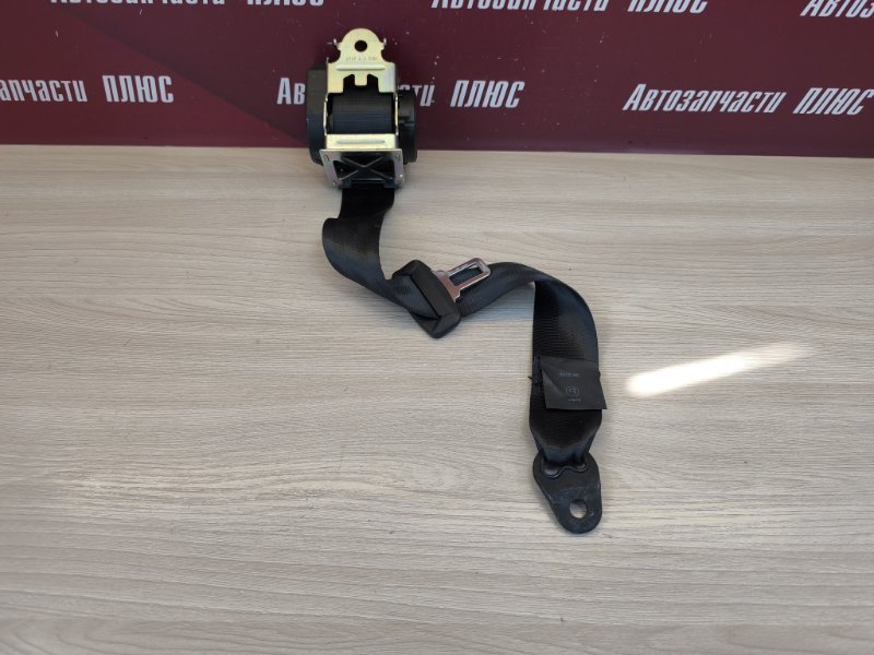 Ремень безопасности