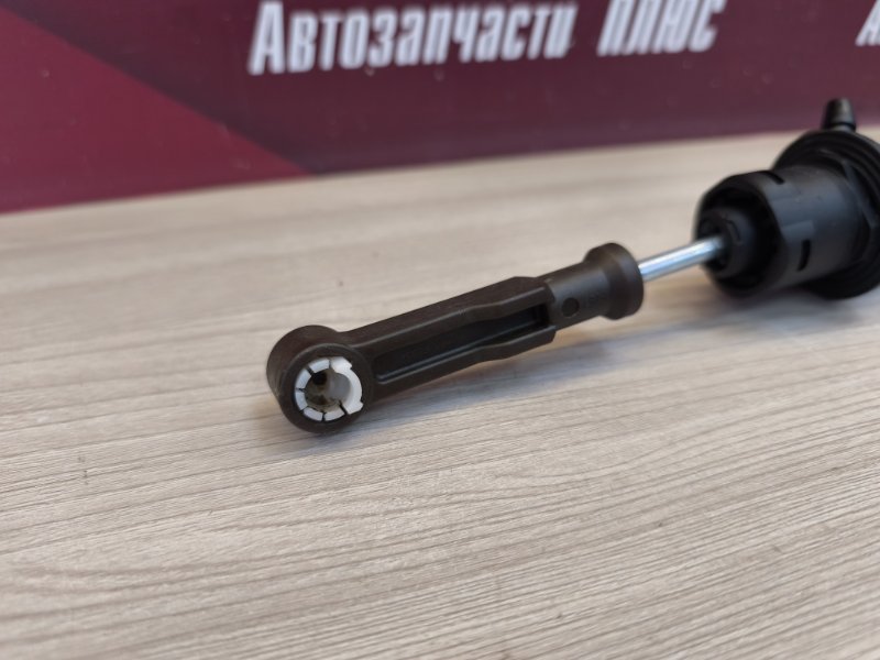 Главный цилиндр сцепления