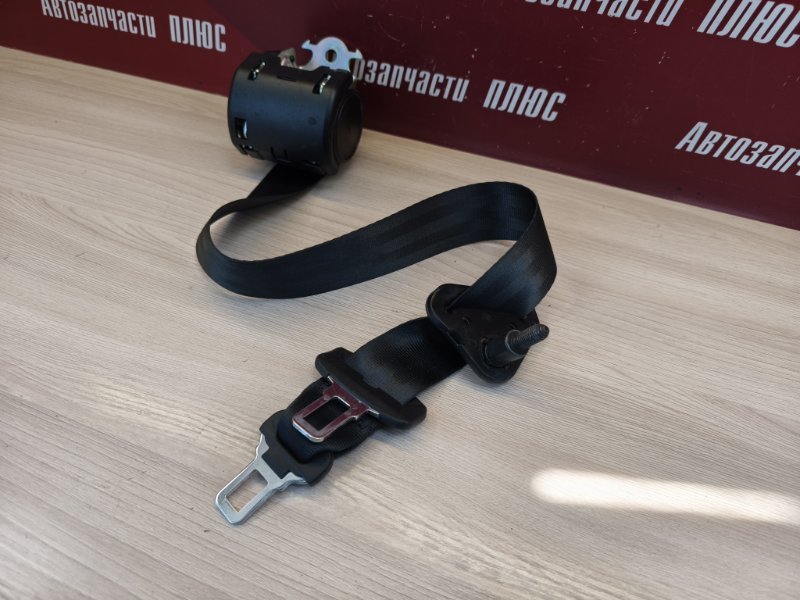 Ремень безопасности