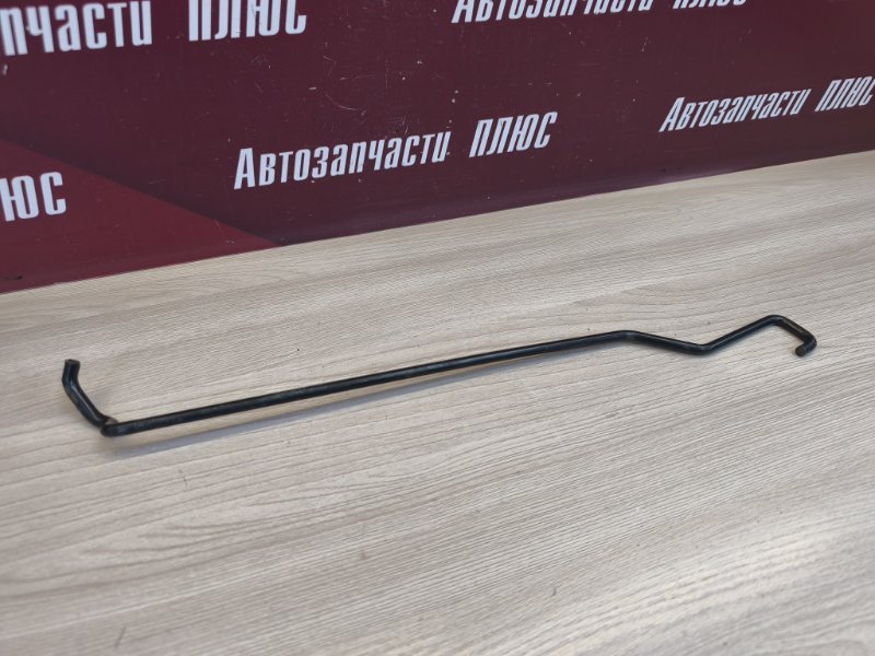 Упор капота