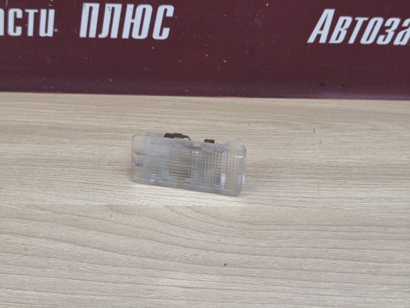 Плафон освещения багажника